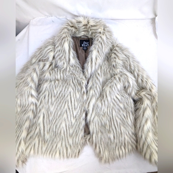 Say What Charlotte Russe NWT Faux Fur Jacket Off White & Grey Large Bag 20 - Picture 5 of 9